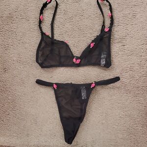 Victoria's Secret 2 Pc Set with Pink Floral